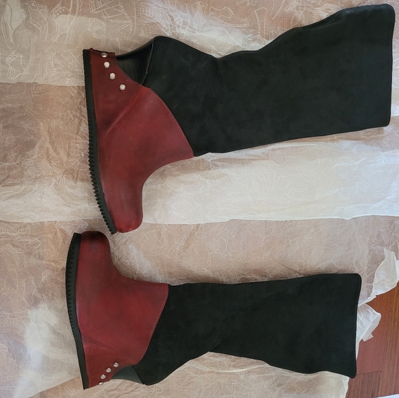NIB Fluevog Conquer Signe boots - Picture 2 of 12